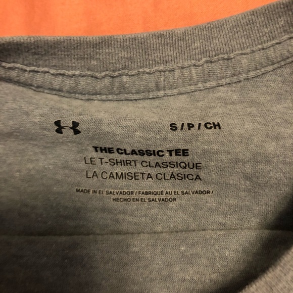 under armour tee 💞 - Picture 2 of 2